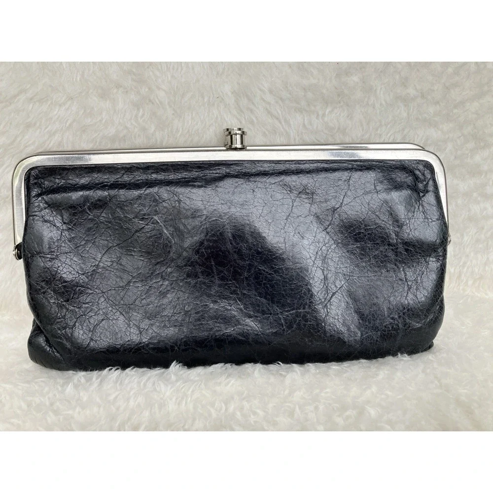 Hobo International Lauren Kiss Lock Clutch Wallet In Black